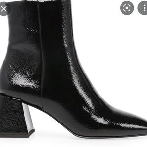 Lorissa Steve Madden Black Patent Heel Boot